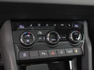 SKODA KAROQ 2.0 TDI STYLE DSG 115CV 5P