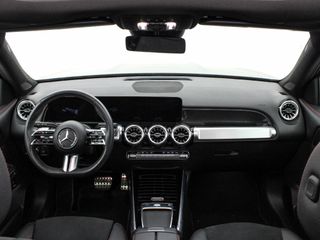 MERCEDES GLB 200 D 4MATIC