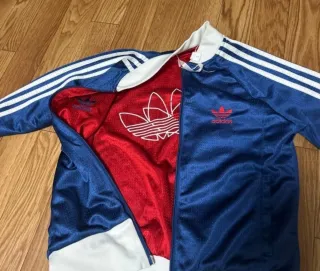 XS Chaqueta revesible azul/roja de Adidas Original