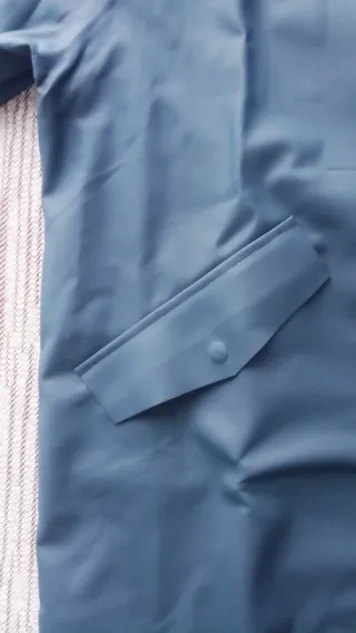 Chubasquero largo Oysho