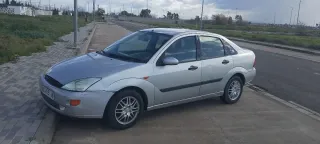 Ford Focus 2000