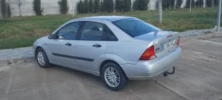 Ford Focus 2000