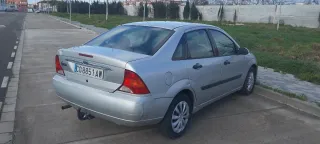 Ford Focus 2000
