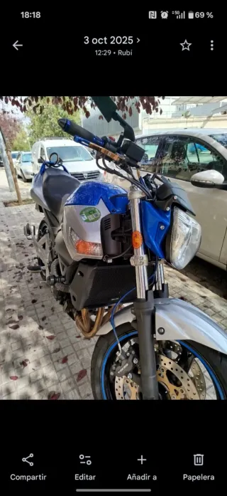 Suzuki GSR 600  Azul/Plata 110 kw