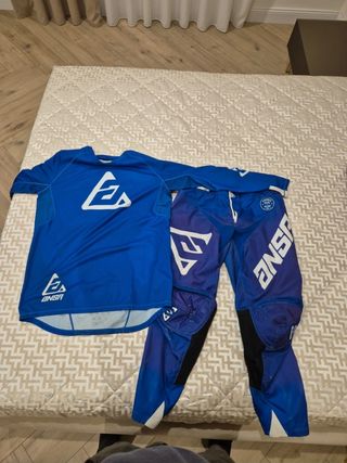 Tuta answer motocross in discrete condizioni