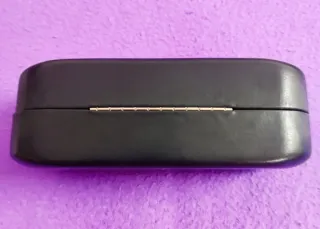 GUESS - Funda gafas negra