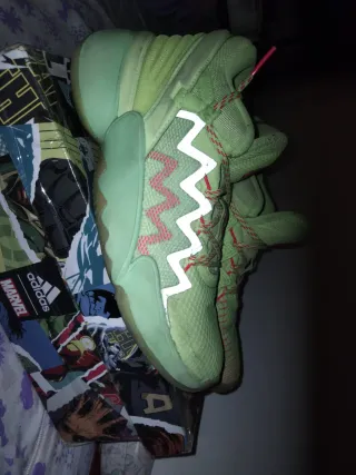 Bambas originales ADIDAS MARVEL