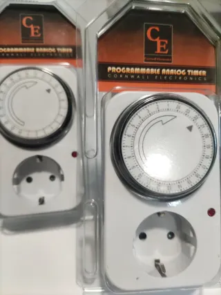 Temporizadores, potenciómetro, controlador.