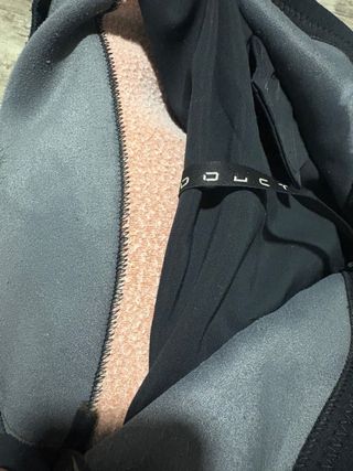 Traje de neopreno Rip Curl 4/3, talla L.