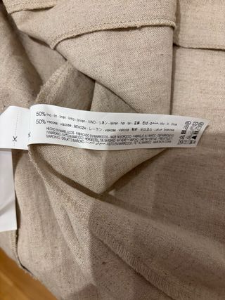 Falda larga ZARA. Beigue natural