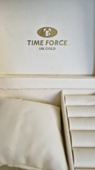 Reloj Time Force de mujer de oro 18k