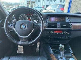 BMW X6 xDrive50i