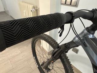 Bicicleta doble suspensión Giant NUEVA