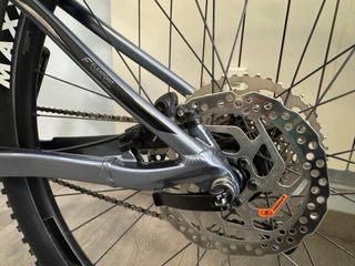 Bicicleta doble suspensión Giant NUEVA