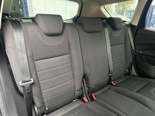 Ford Kuga 2.0 TDCi 140 4x2 Titanium