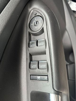 Ford Kuga 2.0 TDCi 140 4x2 Titanium