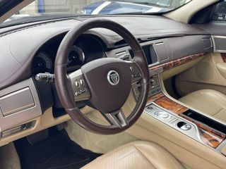 Jaguar XF 3.0 V6 Diésel Premium Luxury