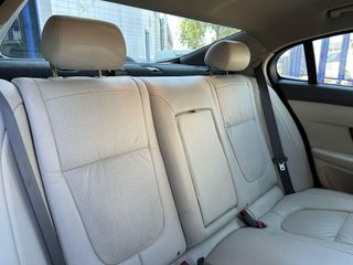 Jaguar XF 4.2 V8 Premium Luxury