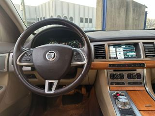 Jaguar XF 3.0 V6 Premium Luxury