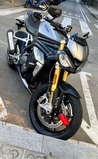 Triumph Speed Triple 1200 RS