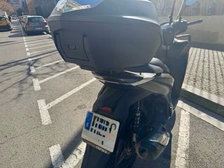 Moto sh 125 topbox sport