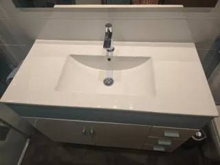 MUEBLE DE BAÑO DE 100CM SIN LAVABO