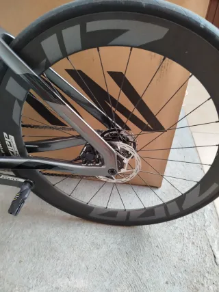 CANYON AEROAD CF SLX 8 AXS