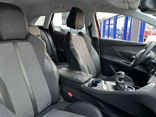 Peugeot 3008 1.5L BlueHDi 96kW (130CV) S&S Allure