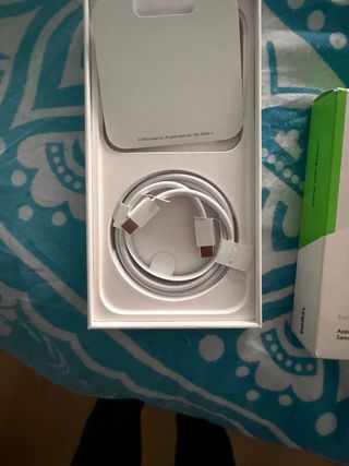 Iphone 15 plus verde de  256 gb en perfecto estado