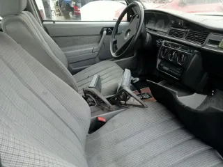 Despiece mercedes 190 2.5D  caja cambios automátic