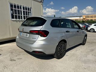 Fiat Tipo 1.5 Hybrid 130cv DCT Cross