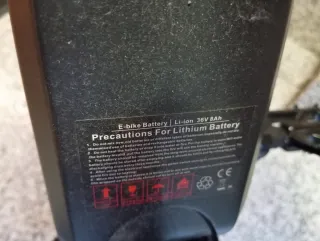 Bicicleta eléctrica sin estrenar.