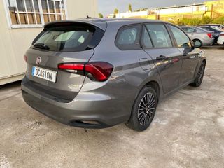 Fiat Tipo 1.5 Hybrid 130cv DCT Cross