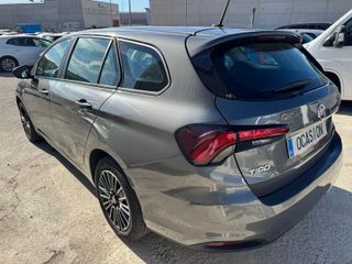 Fiat Tipo 1.5 Hybrid 130cv DCT Cross