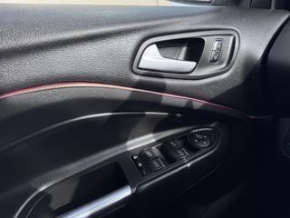 Ford Kuga 2.0 TDCi 110kW 4x2 A-S-S Titanium