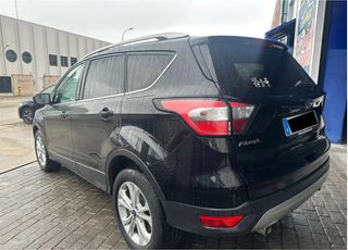 Ford Kuga 2.0 TDCi 110kW 4x2 A-S-S Titanium