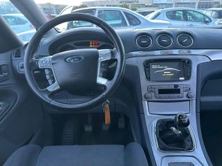 Ford S-MAX 2.0 TDCi Trend