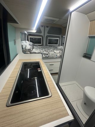 Alquiler Furgoneta  Camper  2 personas  L2 H2