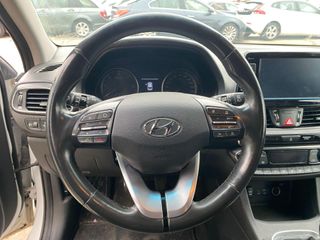 Hyundai i30 1.6 CRDi 70kW (95CV) Klass