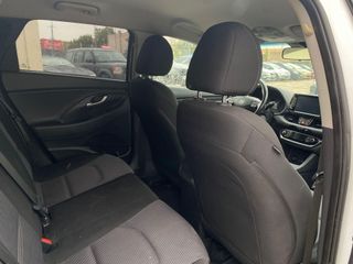 Hyundai i30 1.6 CRDi 70kW (95CV) Klass