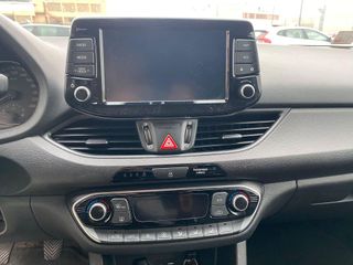 Hyundai i30 1.6 CRDi 70kW (95CV) Klass