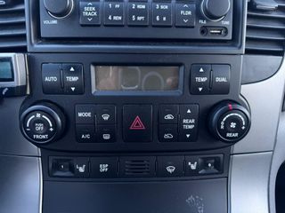 Kia Carnival 2.9 CRDi VGT Emotion Automático