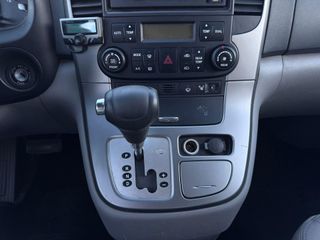 Kia Carnival 2.9 CRDi VGT Emotion Automático