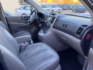 Kia Carnival 2.9 CRDi VGT Emotion Automático