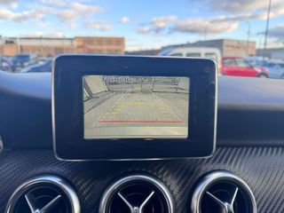 Mercedes-Benz Clase A 200 d AMG Line