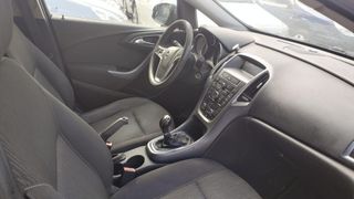 Opel Astra 1.7 CDTi 110 CV Selective ST