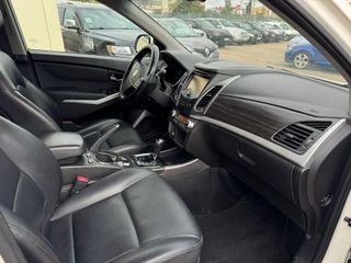 SsangYong Korando D20T 175cv Limited Auto 4x4