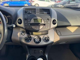 Toyota Rav4 2.2 D-4D Advance 4x4