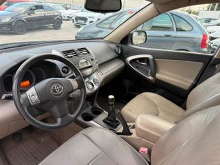 Toyota Rav4 2.2 D-4D Advance 4x4