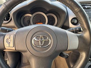 Toyota Rav4 2.2 D-4D Advance 4x4